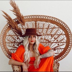 Meet your Posher, Jasmine